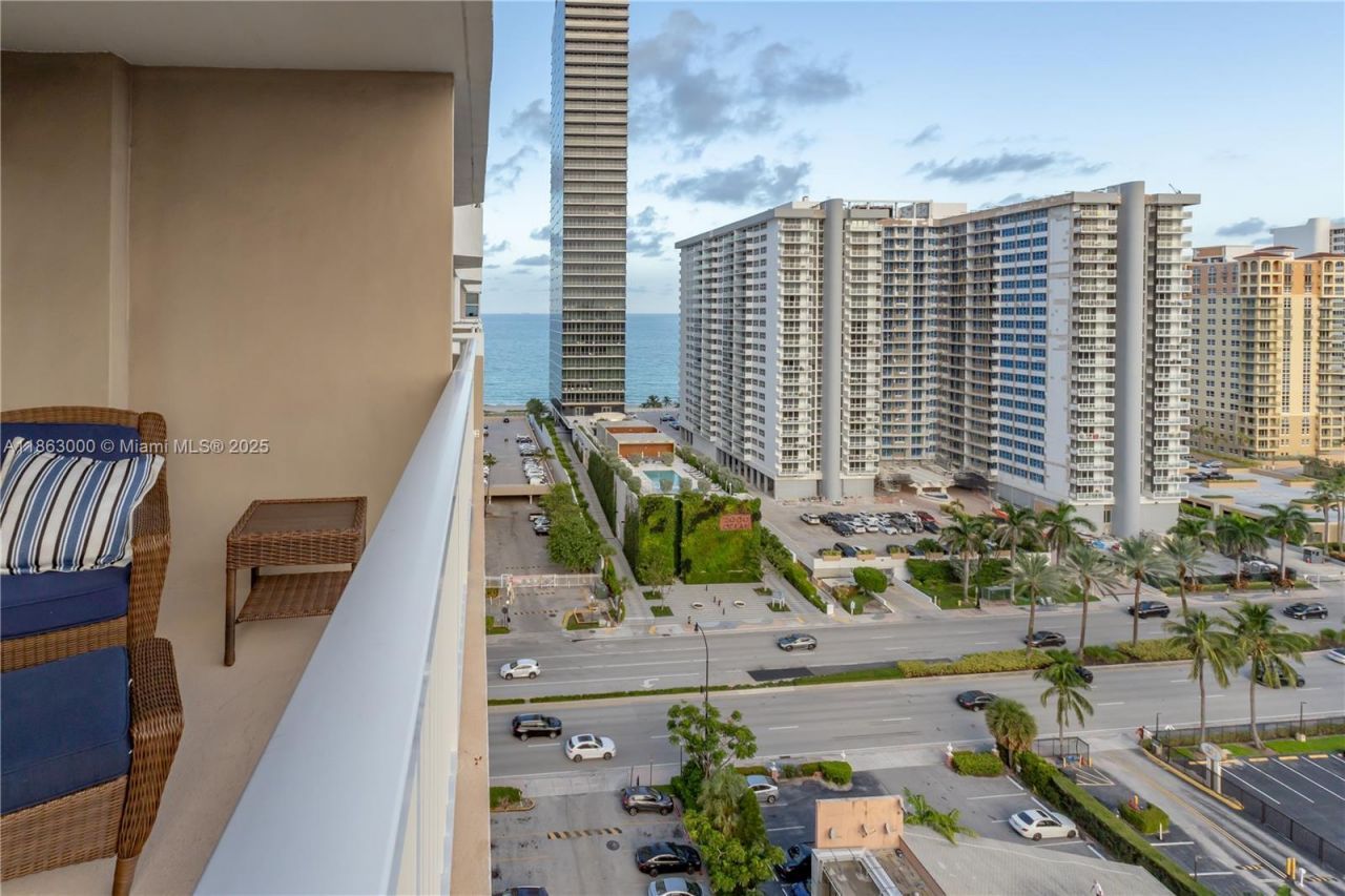 1985 S Ocean Dr, Unit 15G, Hallandale Beach, FL 33009 Photo
