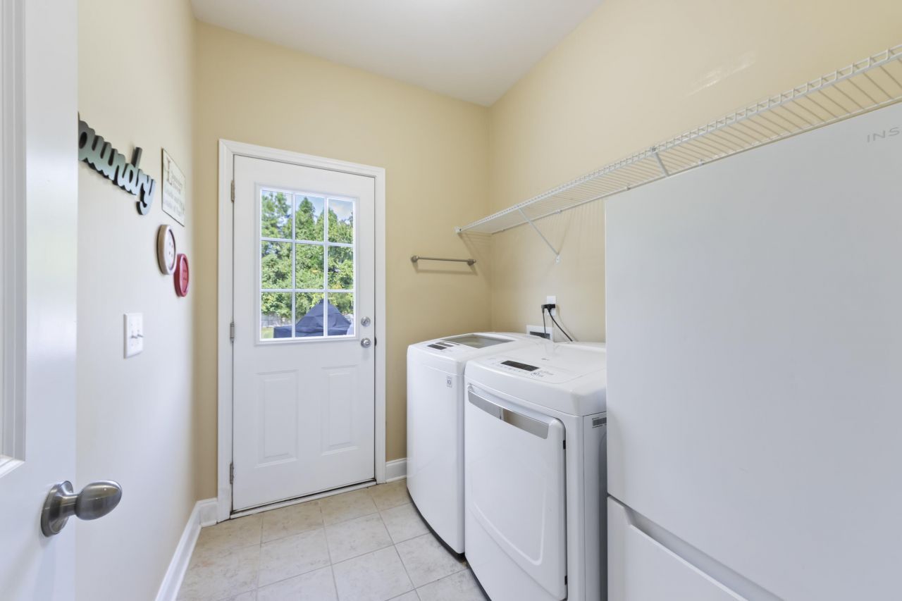 127 Stagecoach Lane Photo 19