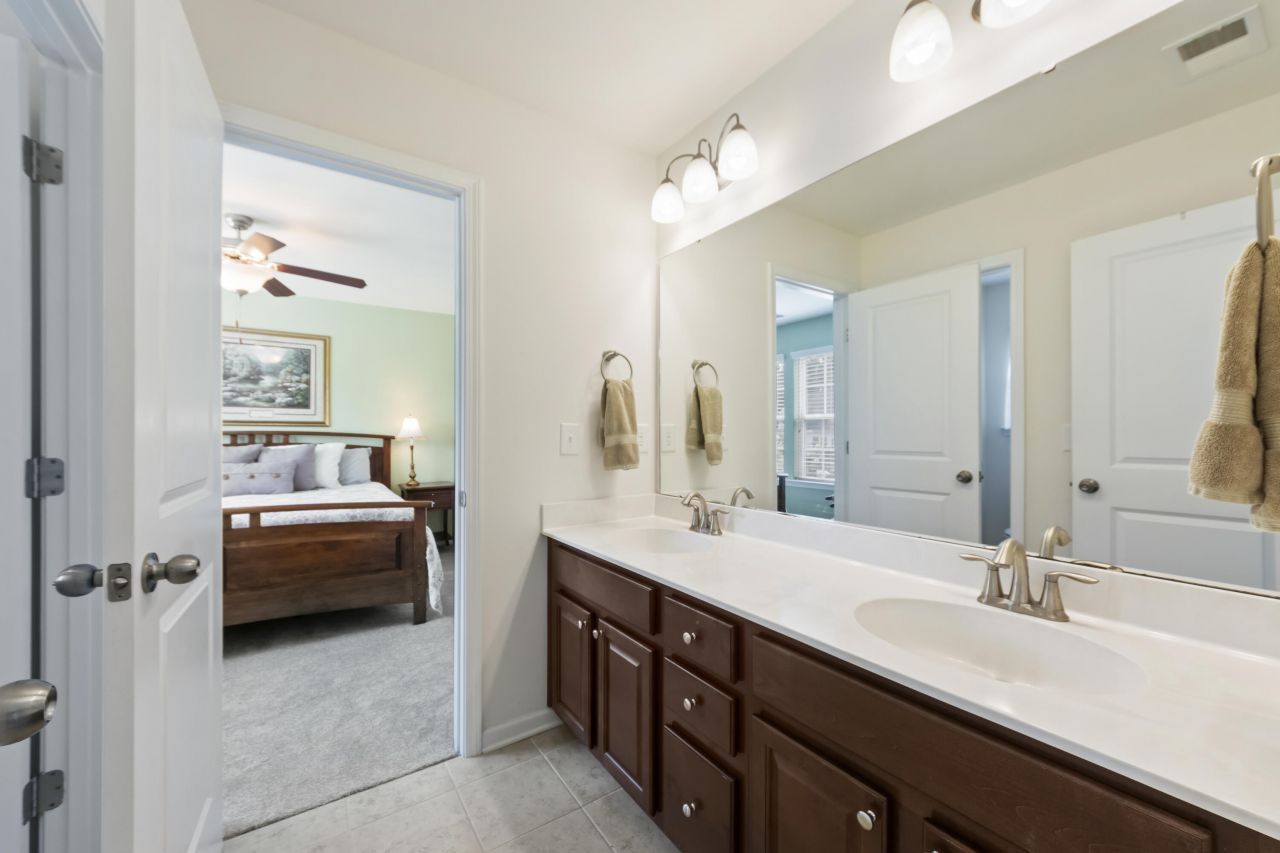 127 Stagecoach Lane Photo 28