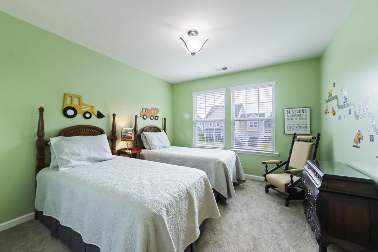 127 Stagecoach Lane Photo 34