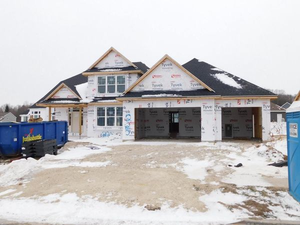 225 Mulberry LANE, Grafton, WI 53024