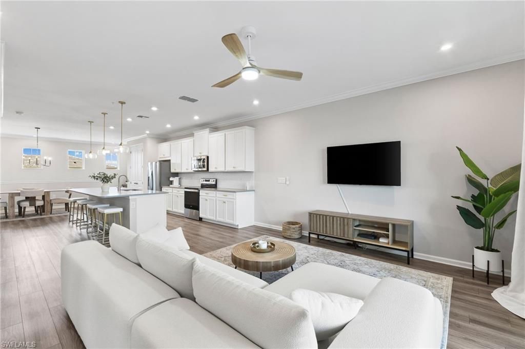 4607 Arboretum Cir, Unit 202, Naples, FL 34112 Photo