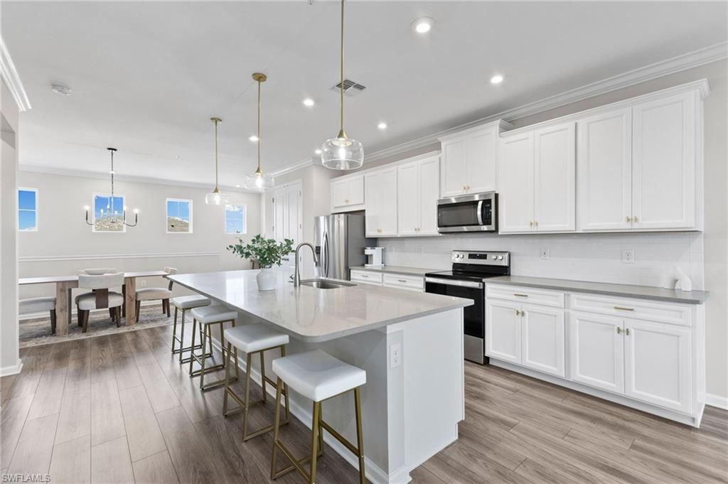 4607 Arboretum Cir, Unit 202, Naples, FL 34112 Photo