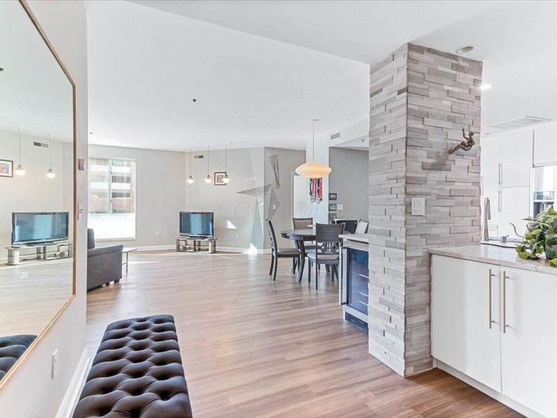 196 S Grant Avenue, Unit 307, Columbus, OH 43215 Photo 1