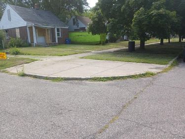 19974 Waltham Street, Detroit, MI 48205