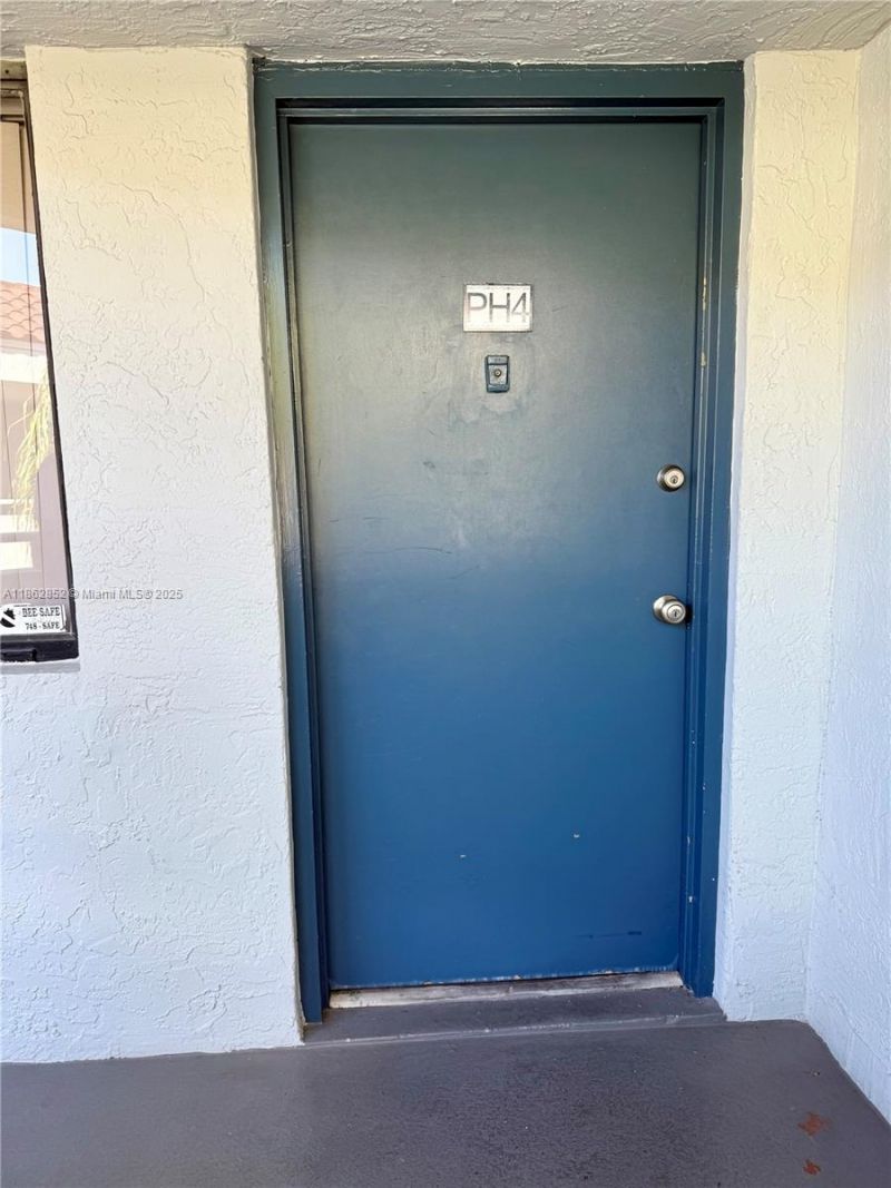 8365 SW 152nd Ave, Unit PH4, Miami, FL 33193 Photo