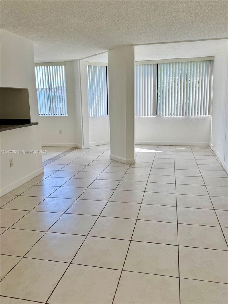 8365 SW 152nd Ave, Unit PH4, Miami, FL 33193 Photo
