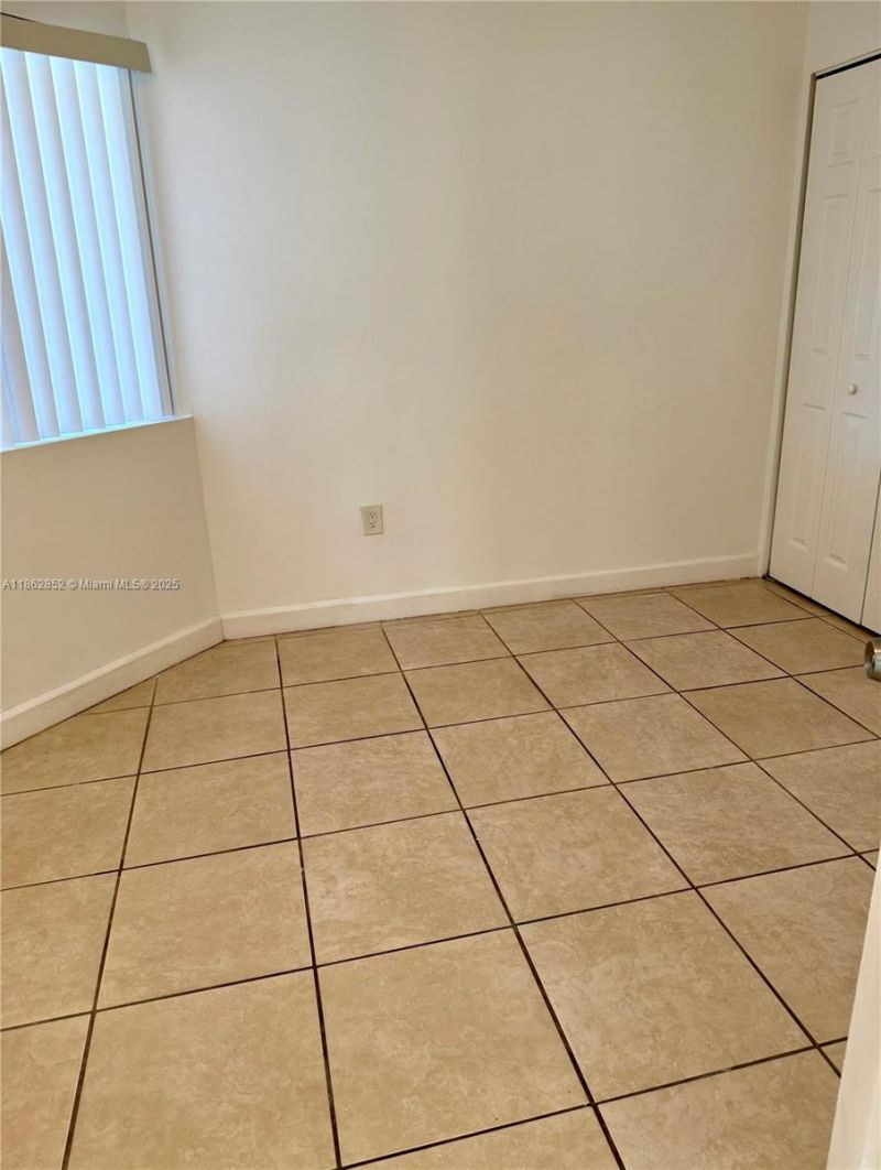 8365 SW 152nd Ave, Unit PH4, Miami, FL 33193 Photo