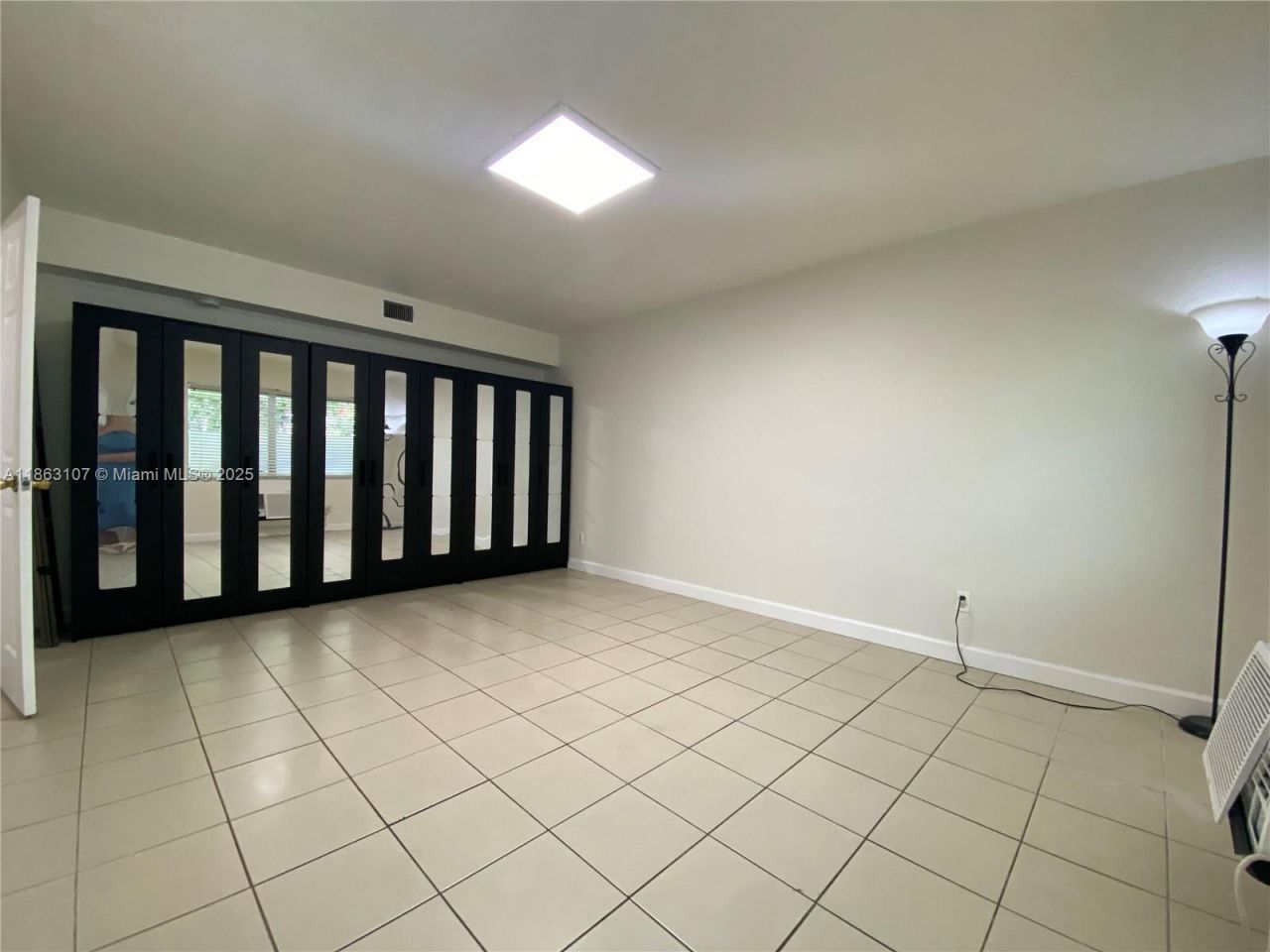 932 Euclid Ave, Unit 2, Miami Beach, FL 33139 Photo