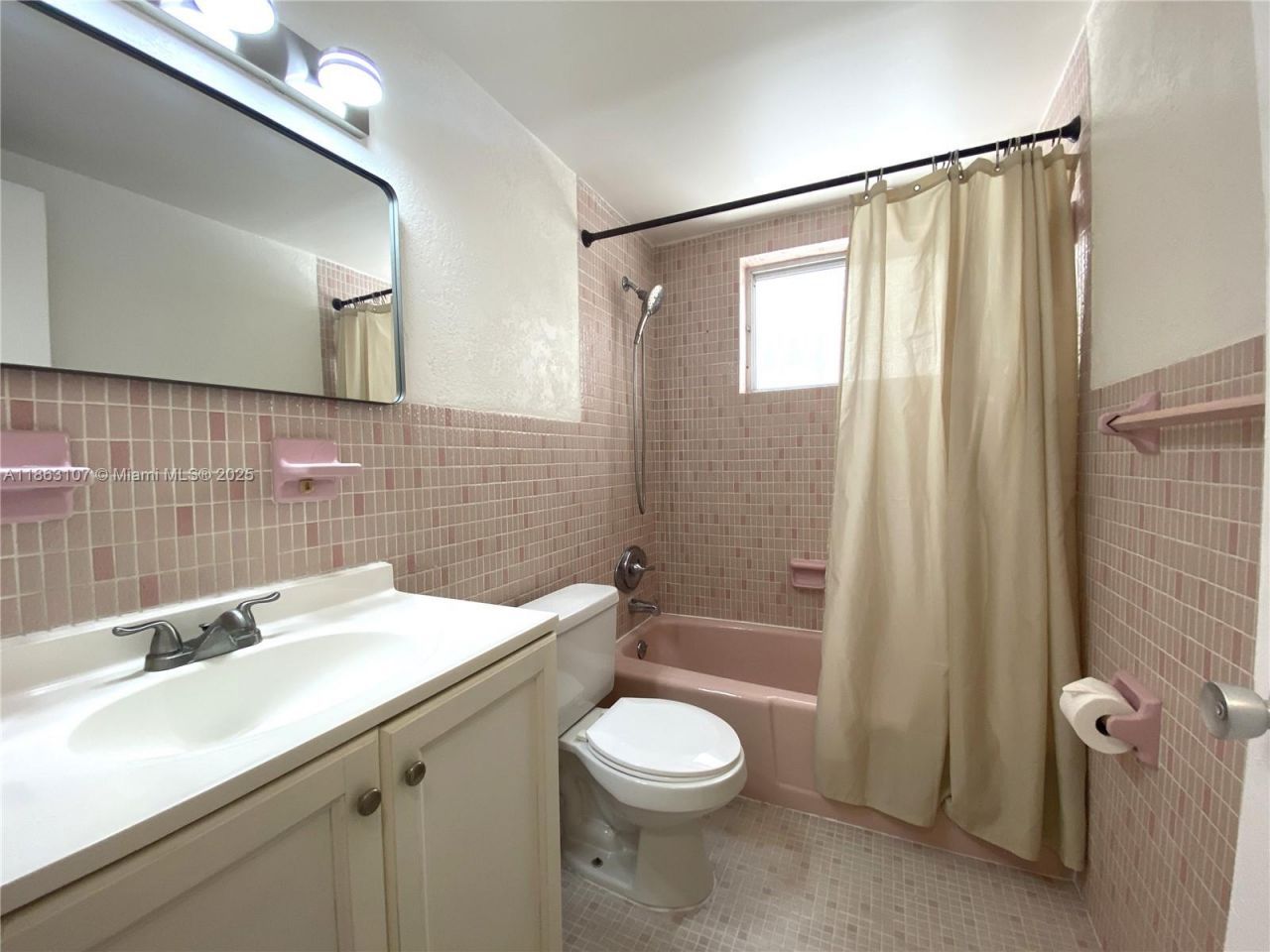 932 Euclid Ave, Unit 2, Miami Beach, FL 33139 Photo