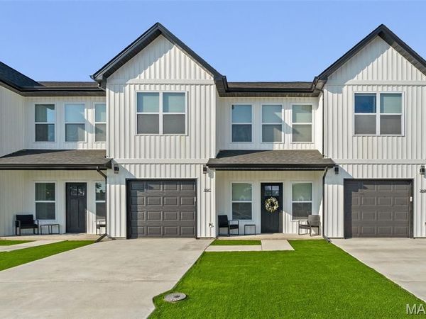 101 Stacey Place, Jonesburg, MO 63351