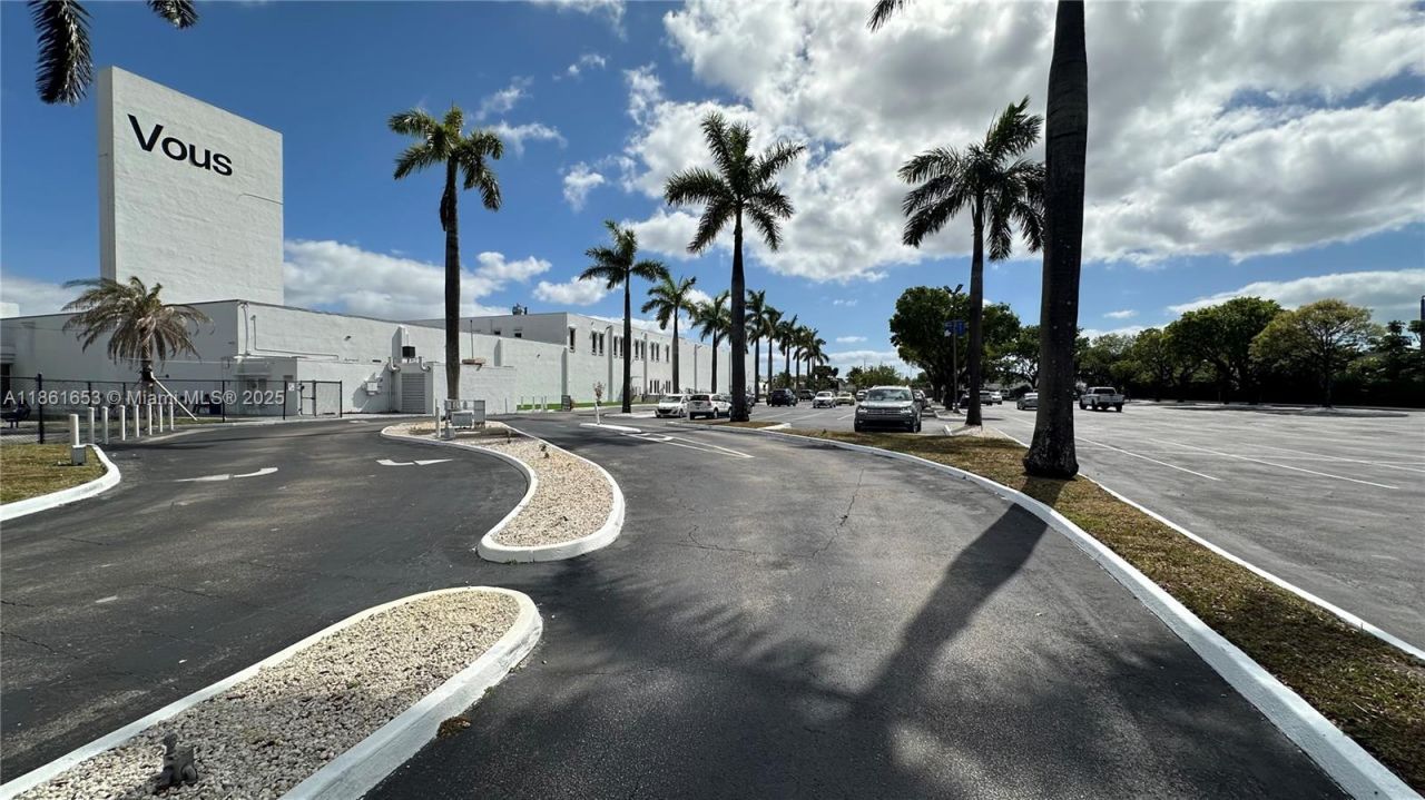 17801 NW 2nd Ave, Unit Suite 201, Miami Gardens, FL 33169 Photo