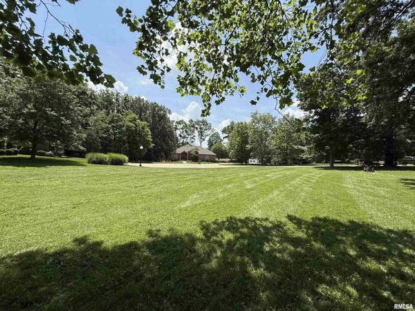 Lot 17 Country Club Meadows Court, Decatur, IL 62561