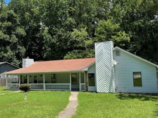 2145 Valley Oaks Drive SE, Smyrna, GA 30080