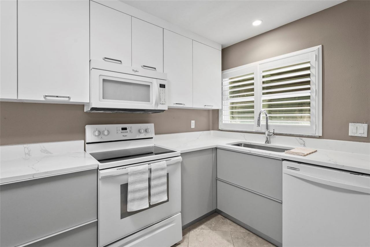 4660 Ocean Boulevard, Unit Q1, Sarasota, FL 34242 Photo