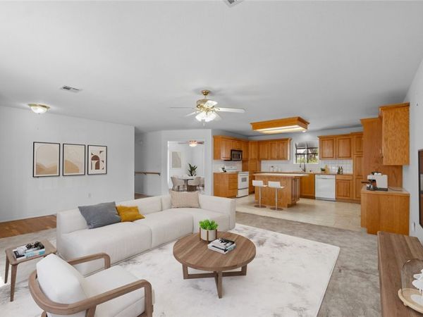 210 NW G Street , Bentonville, AR 72712