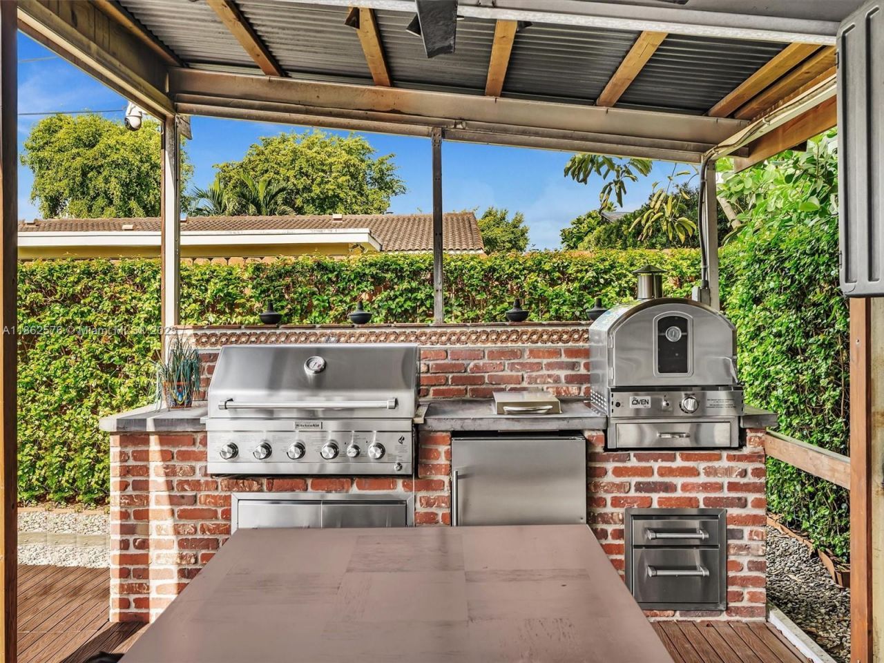 20350 Highland Lakes Blvd, Miami, FL 33179 Photo