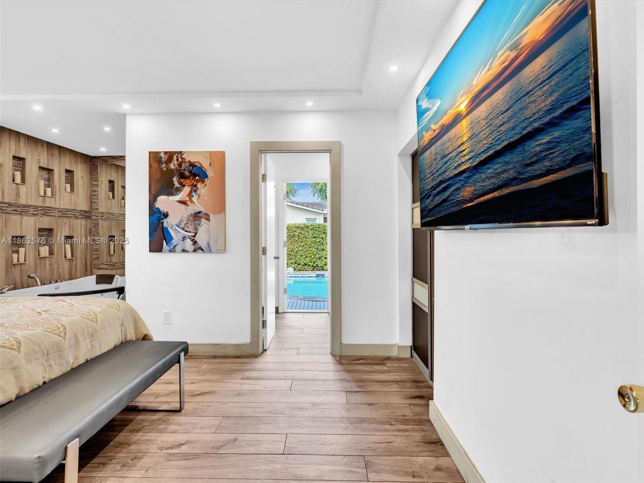 20350 Highland Lakes Blvd, Miami, FL 33179 Photo