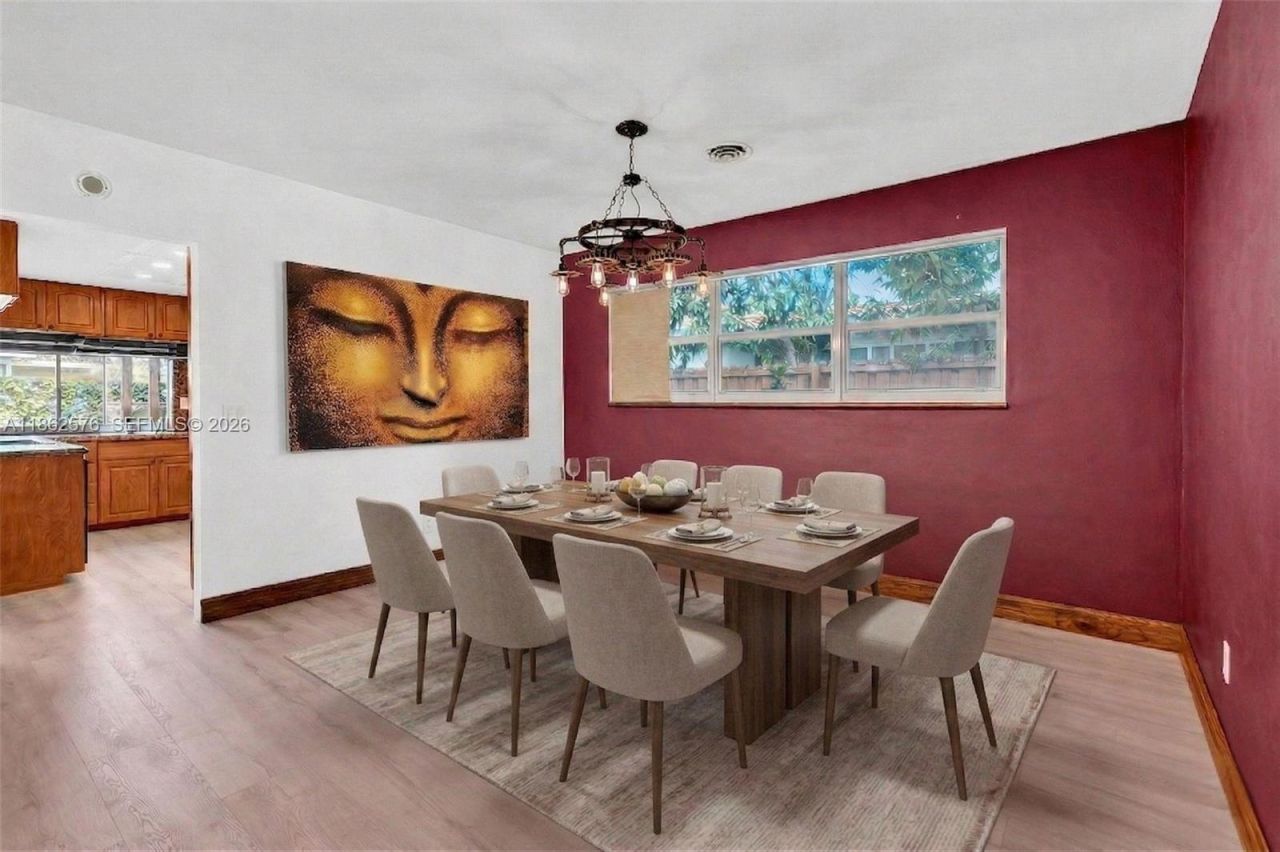 20350 Highland Lakes Blvd, Miami, FL 33179 Photo