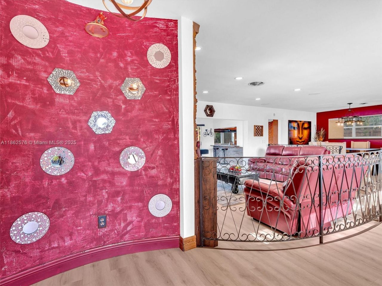 20350 Highland Lakes Blvd, Miami, FL 33179 Photo