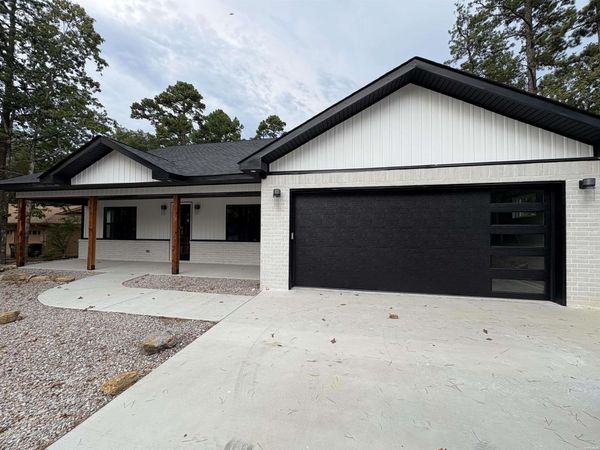 52 ALICANTE Road, Hot Springs Village, AR 71909