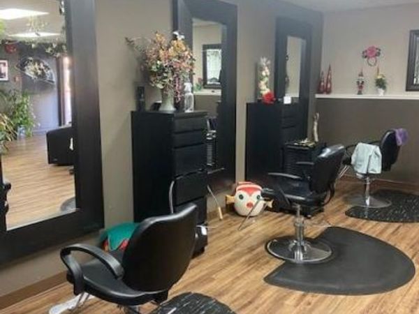 9711 Fifth St, Unit C, Sidney, BC V8L 2W9