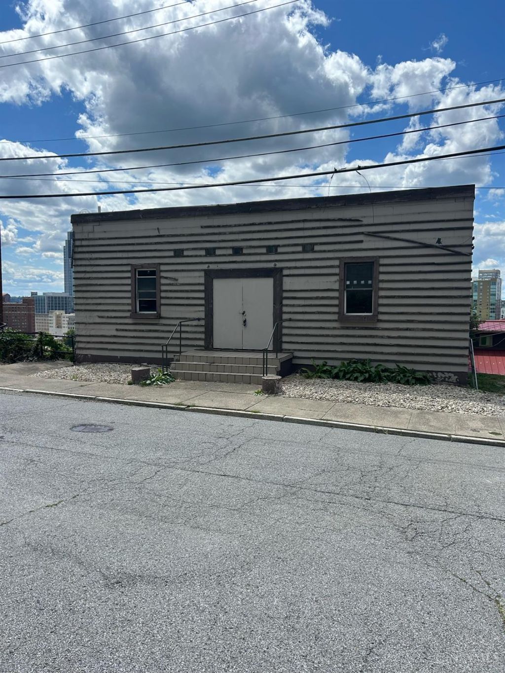 429 Oregon Street, Cincinnati, OH 45202 Main Photo