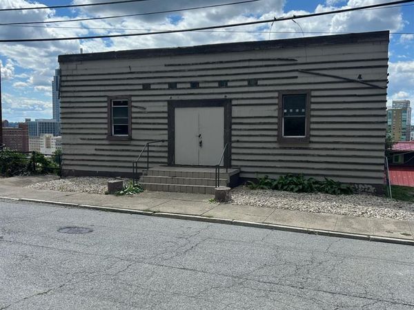 429 Oregon Street, Cincinnati, OH 45202