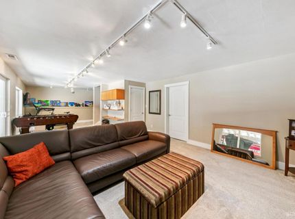 1575 Crystal Air Drive, South Lake Tahoe, CA 96150 Photo