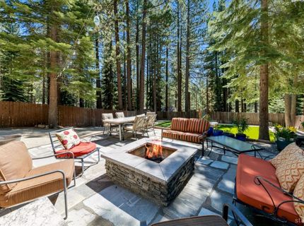 1575 Crystal Air Drive, South Lake Tahoe, CA 96150 Photo