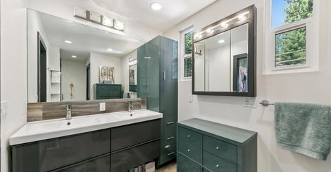 1575 Crystal Air Drive, South Lake Tahoe, CA 96150 Photo