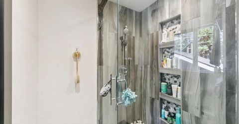 1575 Crystal Air Drive, South Lake Tahoe, CA 96150 Photo