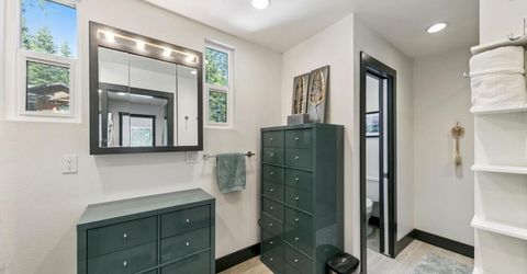 1575 Crystal Air Drive, South Lake Tahoe, CA 96150 Photo