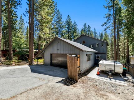 1575 Crystal Air Drive, South Lake Tahoe, CA 96150 Photo