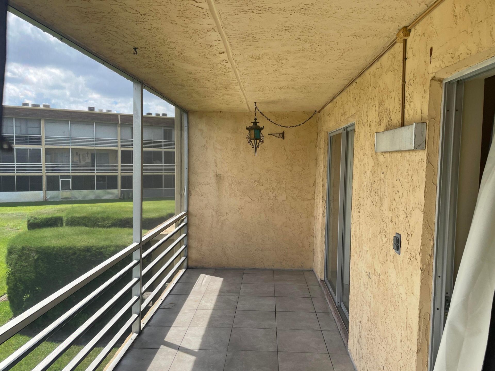 500 Village Green Circle W, Unit 212, Palm Springs, FL 33461 Photo