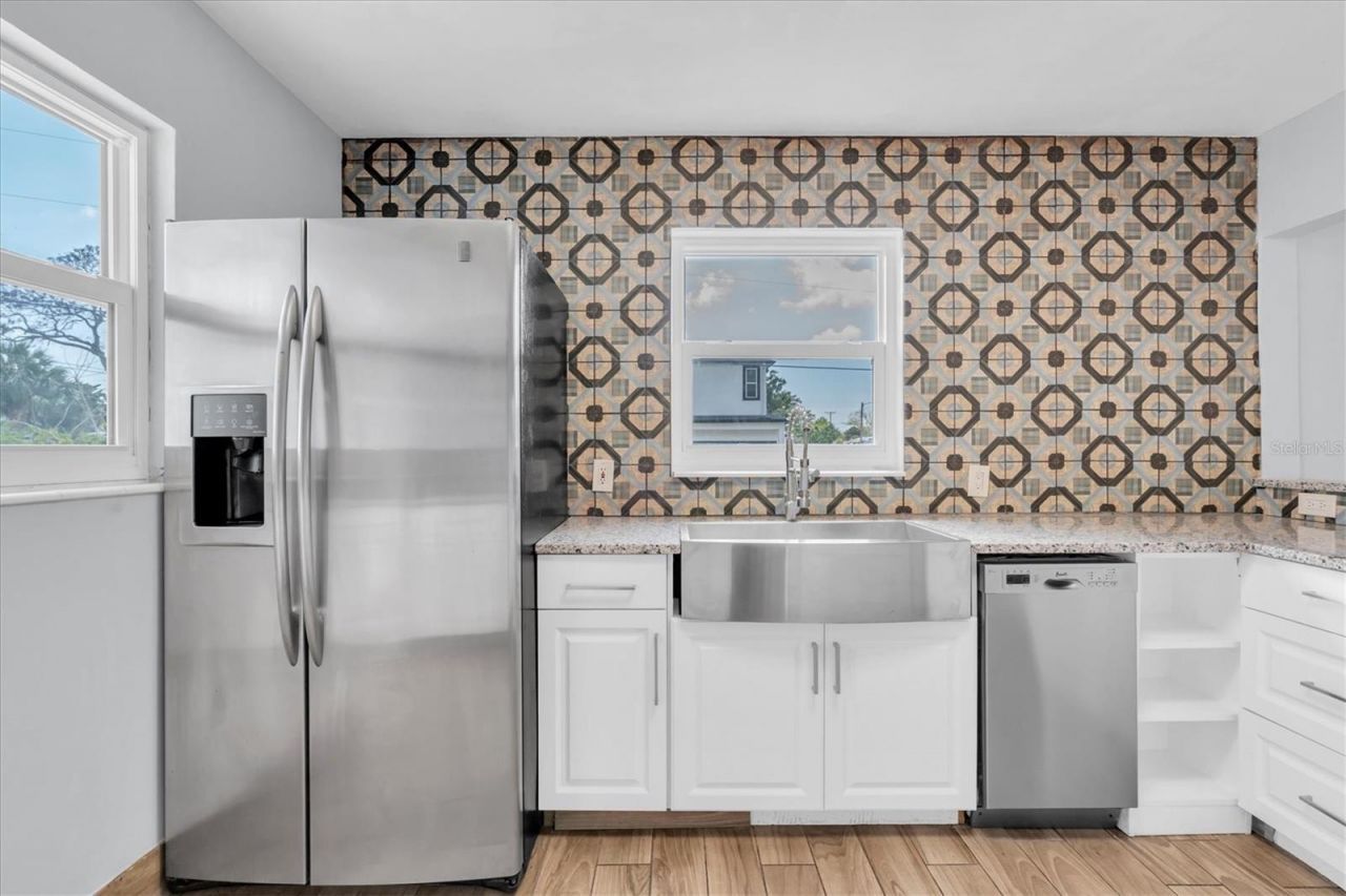 1101 28th Street N, Saint Petersburg, FL 33713 Photo