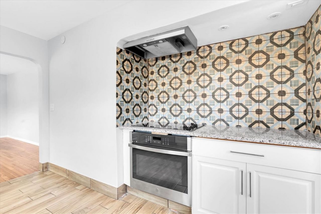 1101 28th Street N, Saint Petersburg, FL 33713 Photo