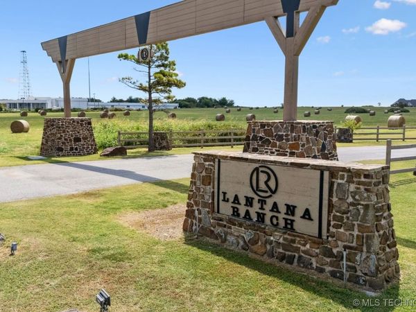 Lantana Boulevard , Skiatook, OK 74070