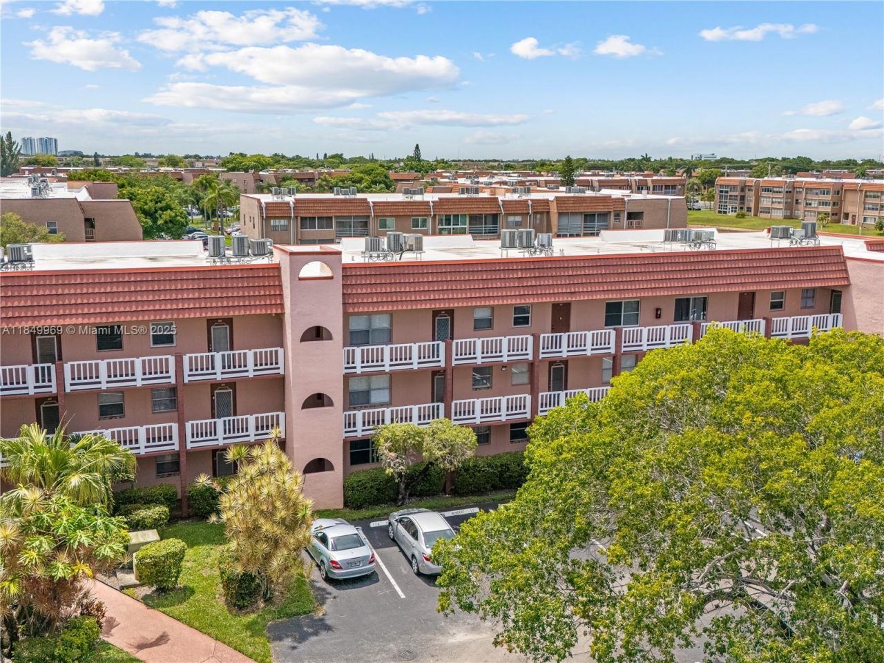 9460 Sunrise Lakes Blvd, Unit 309, Sunrise, FL 33322 Photo