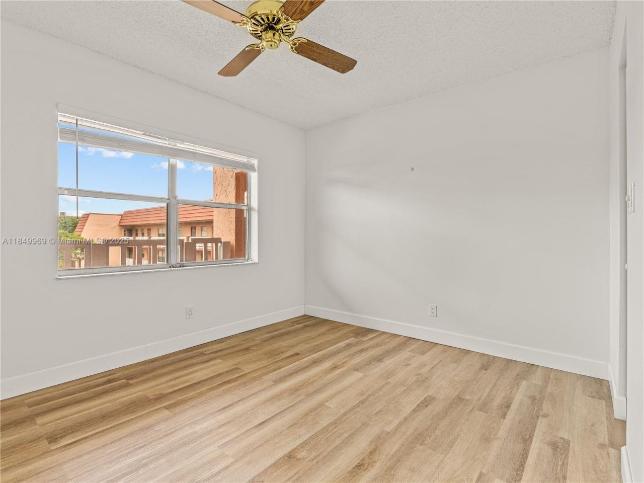 9460 Sunrise Lakes Blvd, Unit 309, Sunrise, FL 33322 Photo