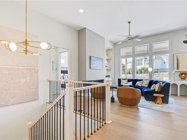 25070 W 98th Place, Lenexa, KS 66227