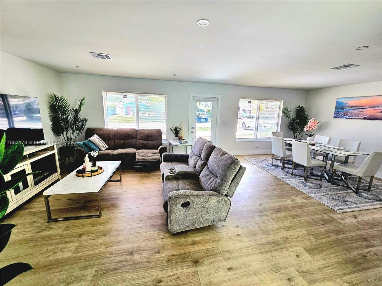 1430 NE 53rd Ct, Fort Lauderdale, FL 33334 Photo