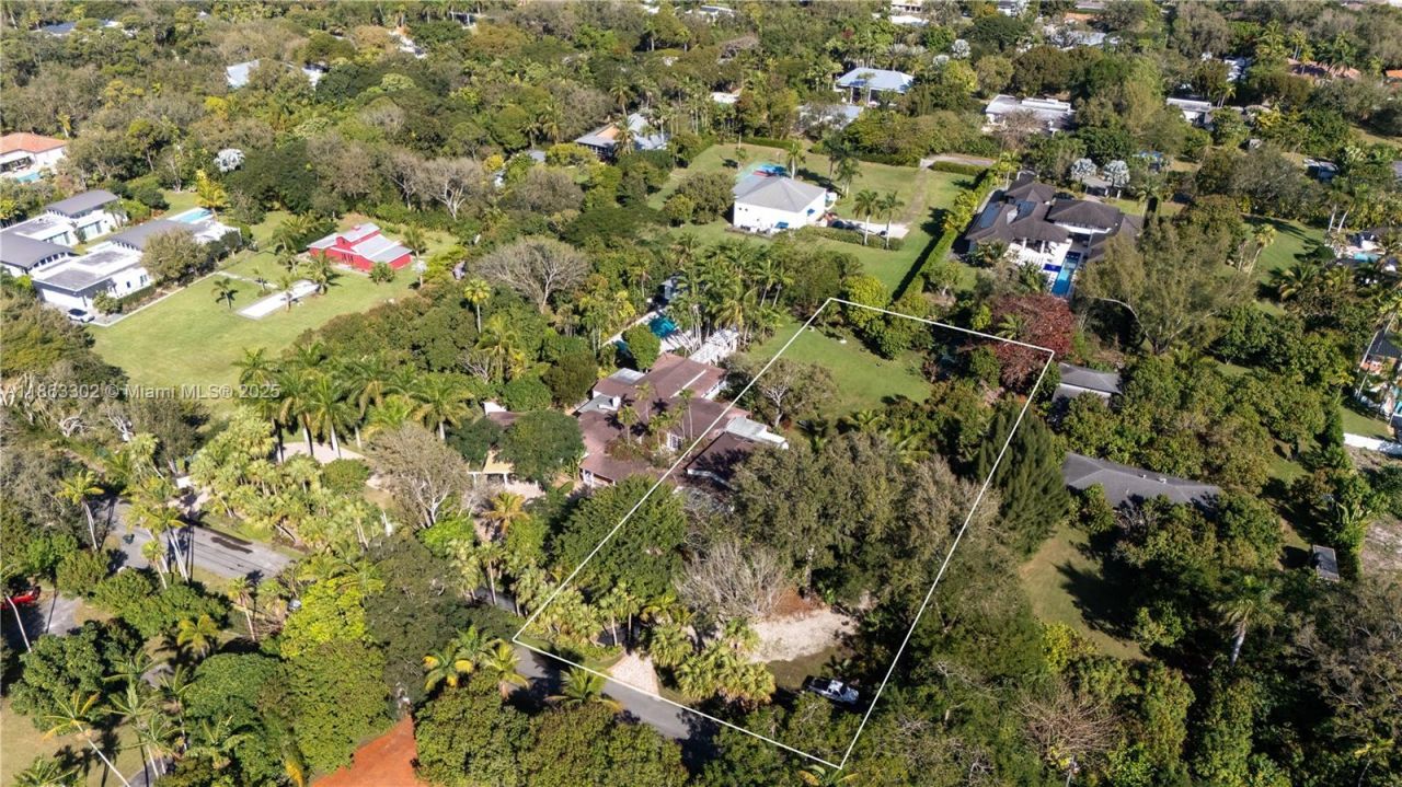 6767 SW 67th St, South Miami, FL 33143 Photo