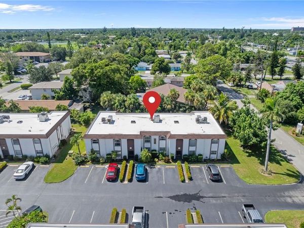 2828 Jackson ST, Unit M5, FORT MYERS, FL 33901