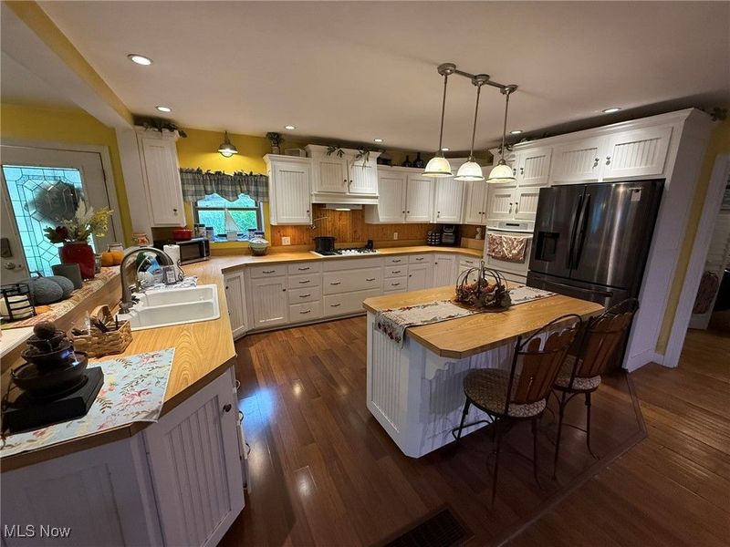 9156 Cherry Lane NE, Mineral City, OH 44656 Photo 13