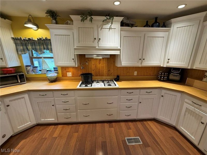 9156 Cherry Lane NE, Mineral City, OH 44656 Photo 16