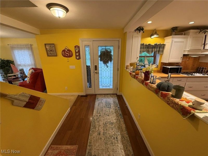 9156 Cherry Lane NE, Mineral City, OH 44656 Photo 3