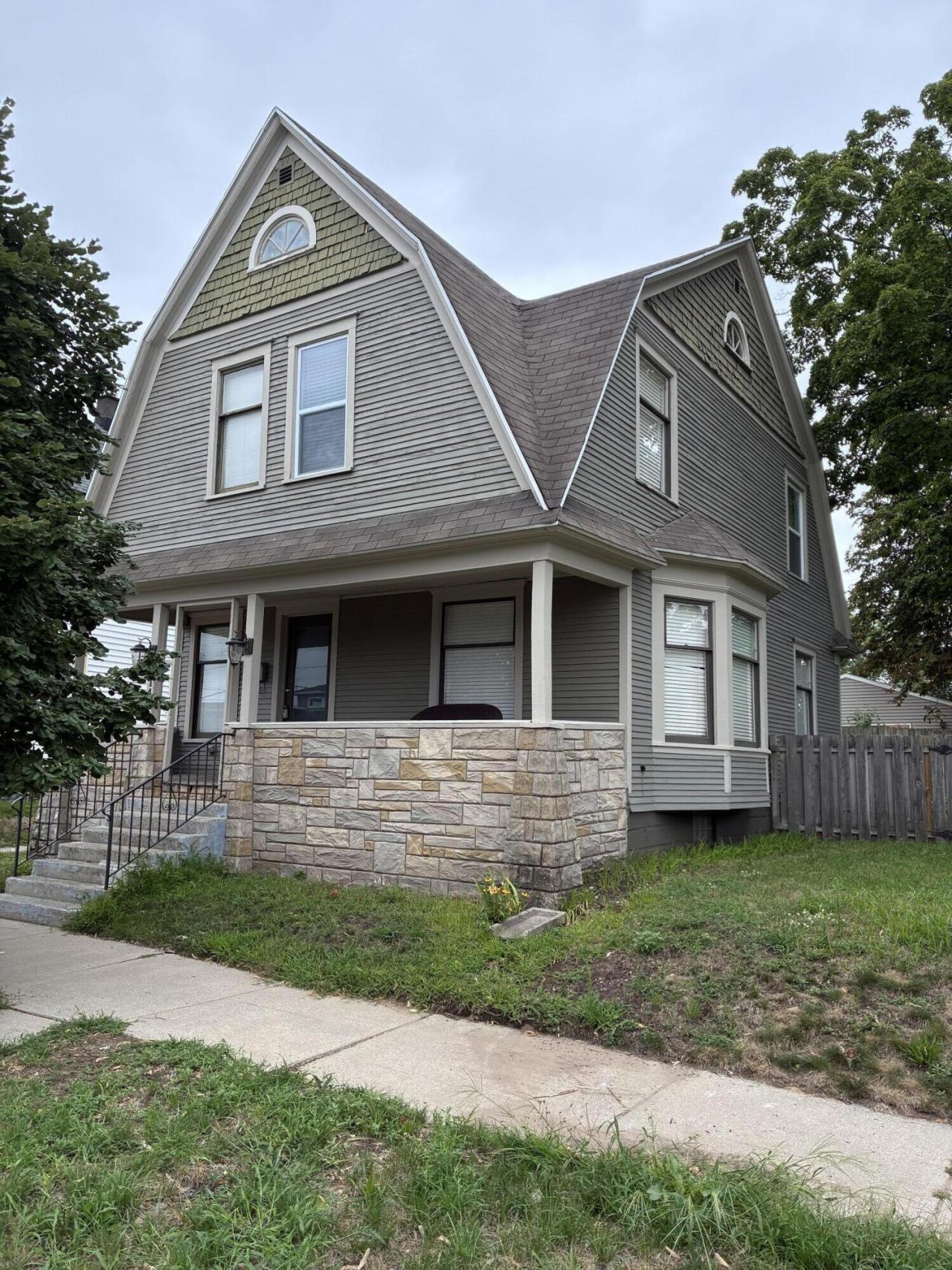 614 Sheldon Avenue Se, Grand Rapids, MI 49503 Main Photo