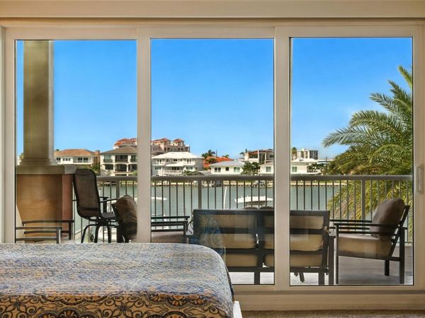 706 BAYWAY BOULEVARD, Unit 203, CLEARWATER BEACH, FL 33767