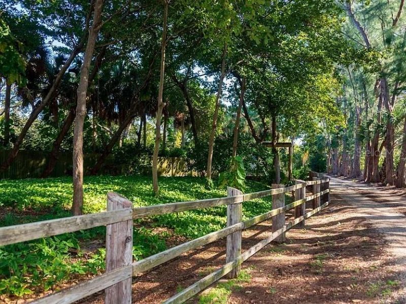 4603 Osprey Drive S, Saint Petersburg, FL 33711 Photo